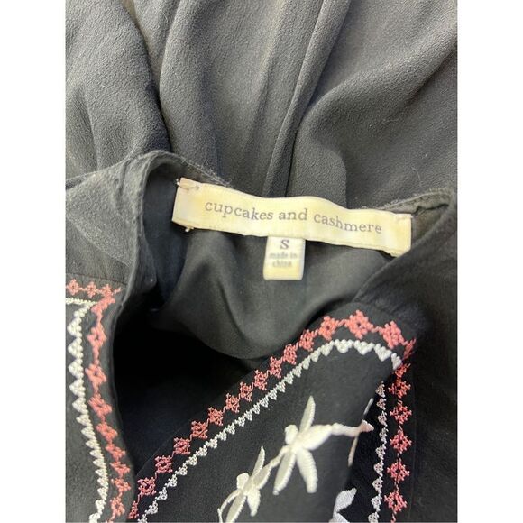 Cupcakes and Cashmere Dress ‘Zeus’ Women's Small Black Swing Style Flowy Shift - Picture 10 of 13